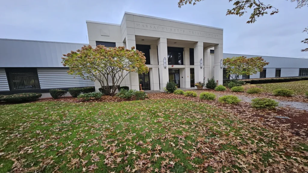 Malden Criminal Defense Lawyer - Law Office of Matthew Peterson - Cambridge District Court in Medford